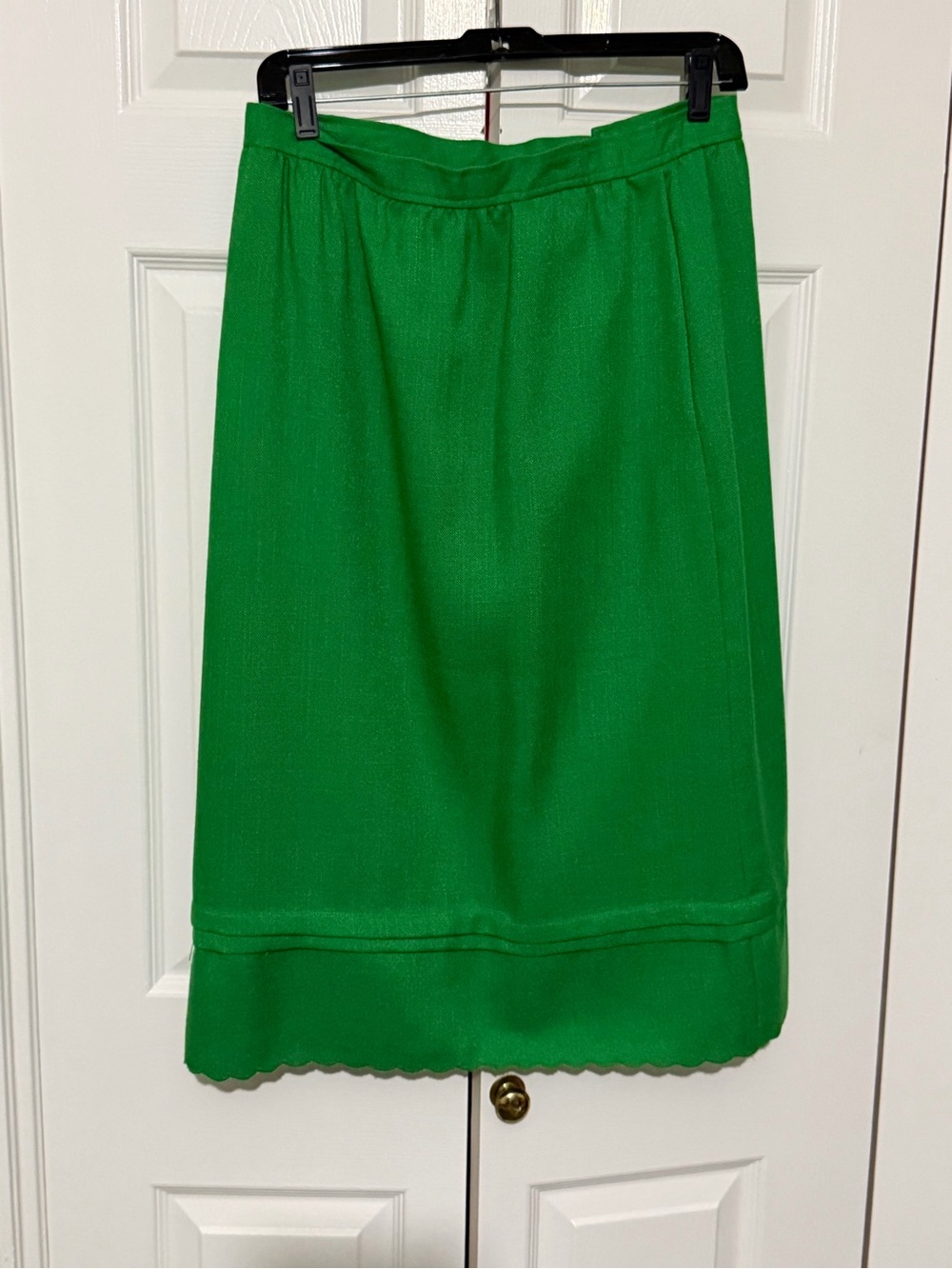 Vintage Women's Green Scalloped Hem Pencil Skirt 16